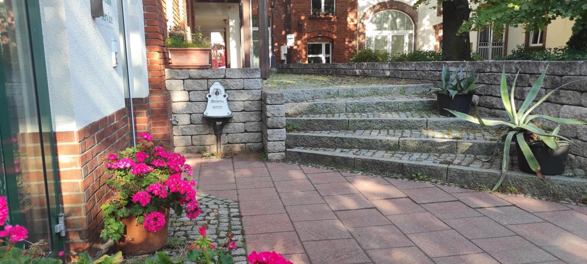 Apartment Cottbus City - Erdgeschoss Екстер'єр фото